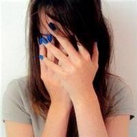 头像手绘高冷女生捂脸