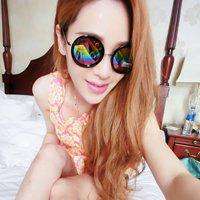 社会墨镜女生动漫头像 社会墨镜女生动漫头像