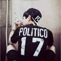 情侣头像背影男生黑白头像图片