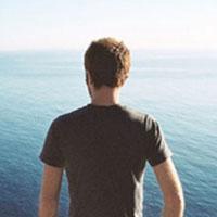 情侣头像两张霸气背影男生