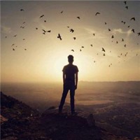 动漫闺蜜黑白头像背影男生图片 动漫闺蜜黑白头像背影男生图片