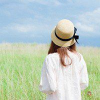 微信头像情侣两张分开背影女生