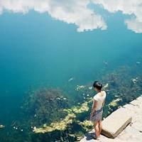 情侣头像背影女生不带字头像 情侣头像背影女生不带字头像