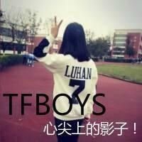 头像伤感背影女生动漫头像带字唯美