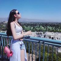 2018黑白背影女生头像