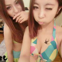 男女闺蜜头像黑白动漫头像一对一张