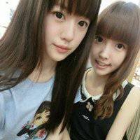 背影动漫女生闺蜜头像霸气十足