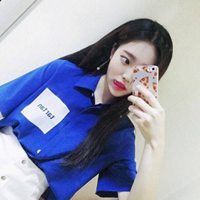 举爪卖萌小朋友头像