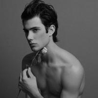 微信欧美男生小孩纹身头像