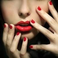 欧美女生萌娃头像+裹着被子