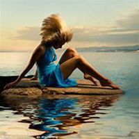 微信头像女生性感锁骨霸气头像