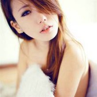 女生部位头像，半身，性感