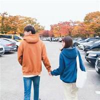 2018浪漫海边情侣头像