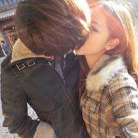 欧美情侣接吻头像贴吧