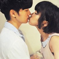 动漫男女接吻头像个性