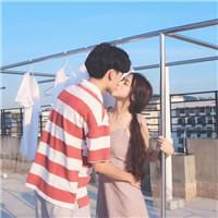 一男一女接吻头像 一男一女接吻头像