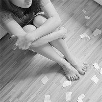 纯色黑白情侣头像