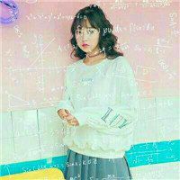 有娃娃熊当背景图片的公式头像