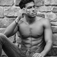 霸气肌肉男卡通男生头像