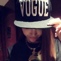 微信头像字女生背影长发披肩