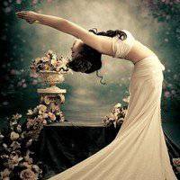 好看女生背影长发头像带字头像 好看女生背影长发头像带字头像