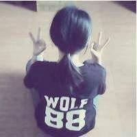 长发美女的背影头像唯美