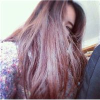 孤独伤感侧脸女生