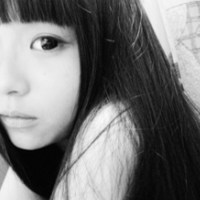 流泪侧脸女生唯美头像