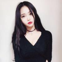 打篮球侧脸女生头像动漫