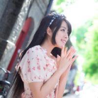 情侣唯美黑白侧脸女生头像