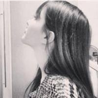 外国美女侧脸女生头像