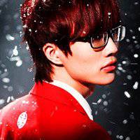 动漫男侧脸男生头像小清新自然