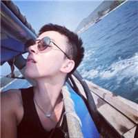 帅气侧脸男生动漫头像