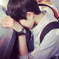 高冷黑白动漫头像侧脸男生 高冷黑白动漫头像侧脸男生