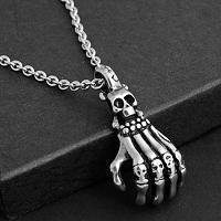 骷髅头和女生头像