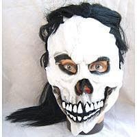 戴帽子的三个骷髅头头像