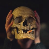 关于蓝色火焰的骷髅头像