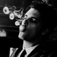 微信抽烟男生头像欧美风