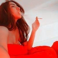 动漫抽烟女生头像紫色