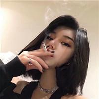 紫色抽烟女生头像