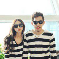 小孩欧美情侣头像一左一右两张