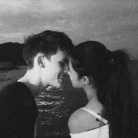 小孩子欧美情侣头像一人一张