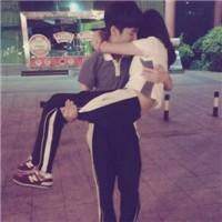 可爱情侣头像搞笑