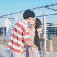 手绘可爱情侣图片卡通头像女生头像背影