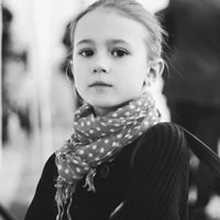 成熟头像气质女生黑白