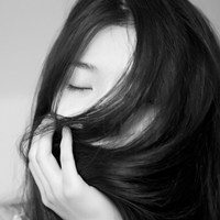 头像简单气质女生森系