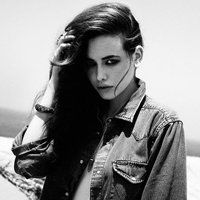 头像高冷气质女生背影