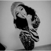 头像气质女生长发头像图片