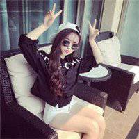 头像简单气质女生加紫色