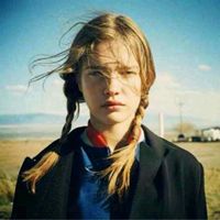 二次元文艺气质女生头像高清 二次元文艺气质女生头像高清